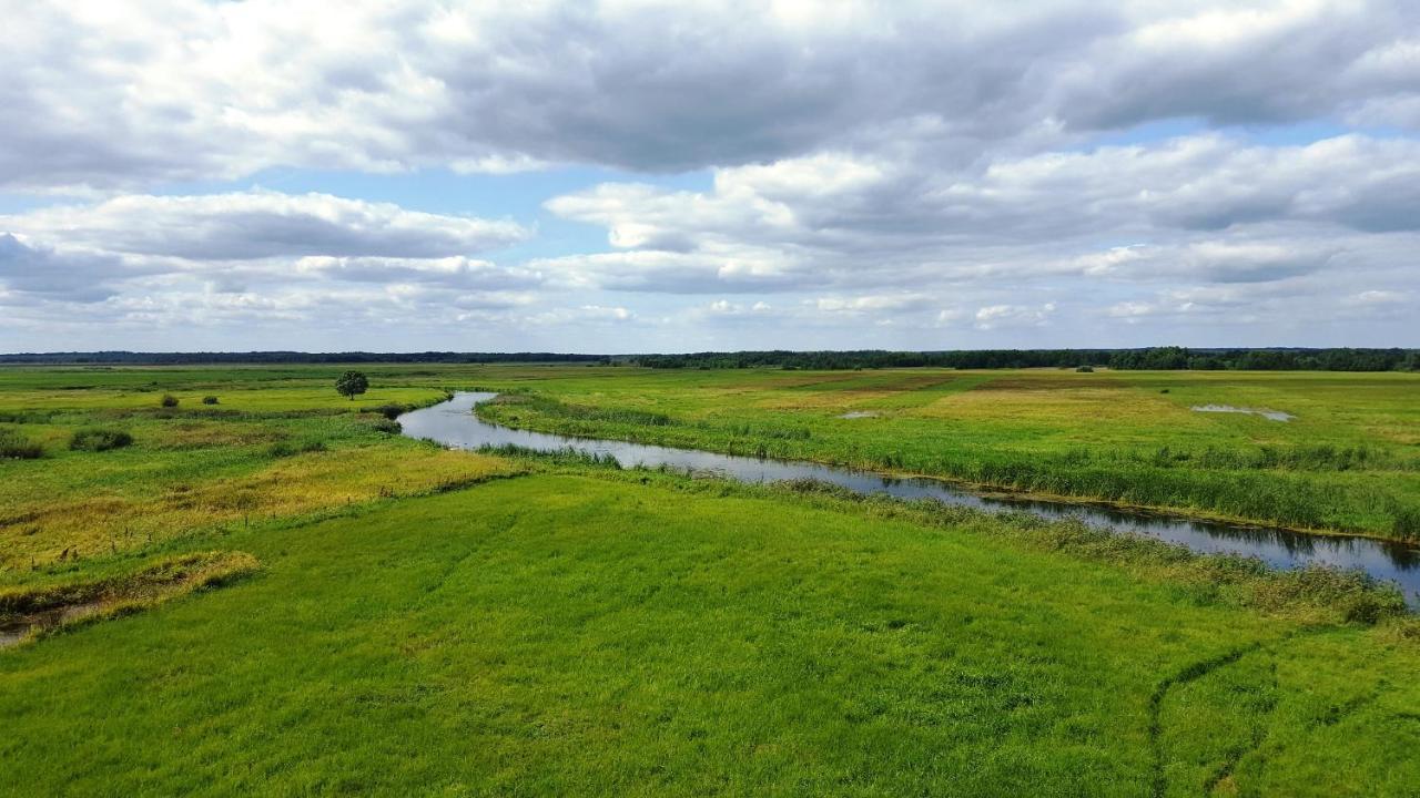 Апартаменты Wieza Nad Biebrza Dolistowo Stare Экстерьер фото